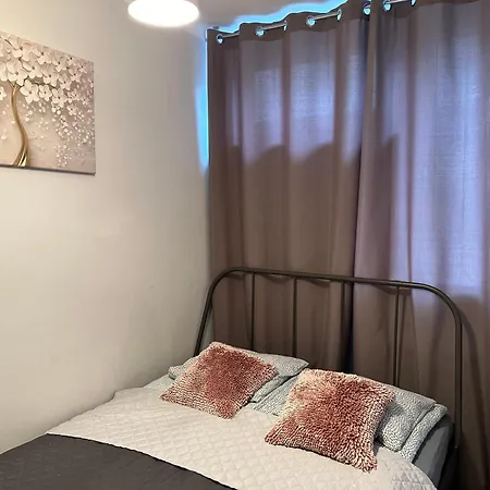 Coser Grzybowska Apartment *