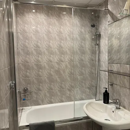 Coser Grzybowska Апартаменты *