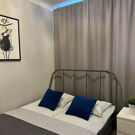 Apartamento Coser Grzybowska