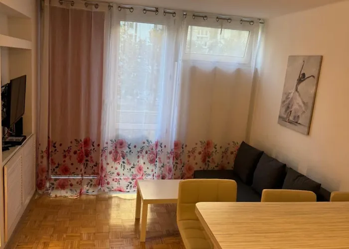 Coser Grzybowska Lejlighed Warszawa