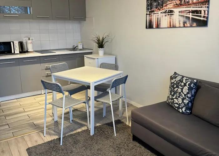 Coser Grzybowska وارسو