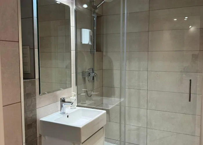 Coser Grzybowska شقة وارسو